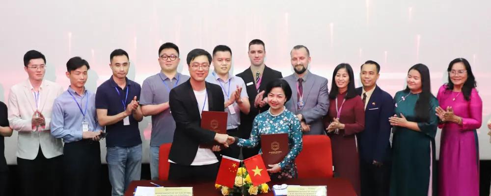  LỄ KÝ KẾT HỢP TÁC CHIẾN LƯỢC CÙNG XIPIE EDUCATION & QICHAO EDUCATION