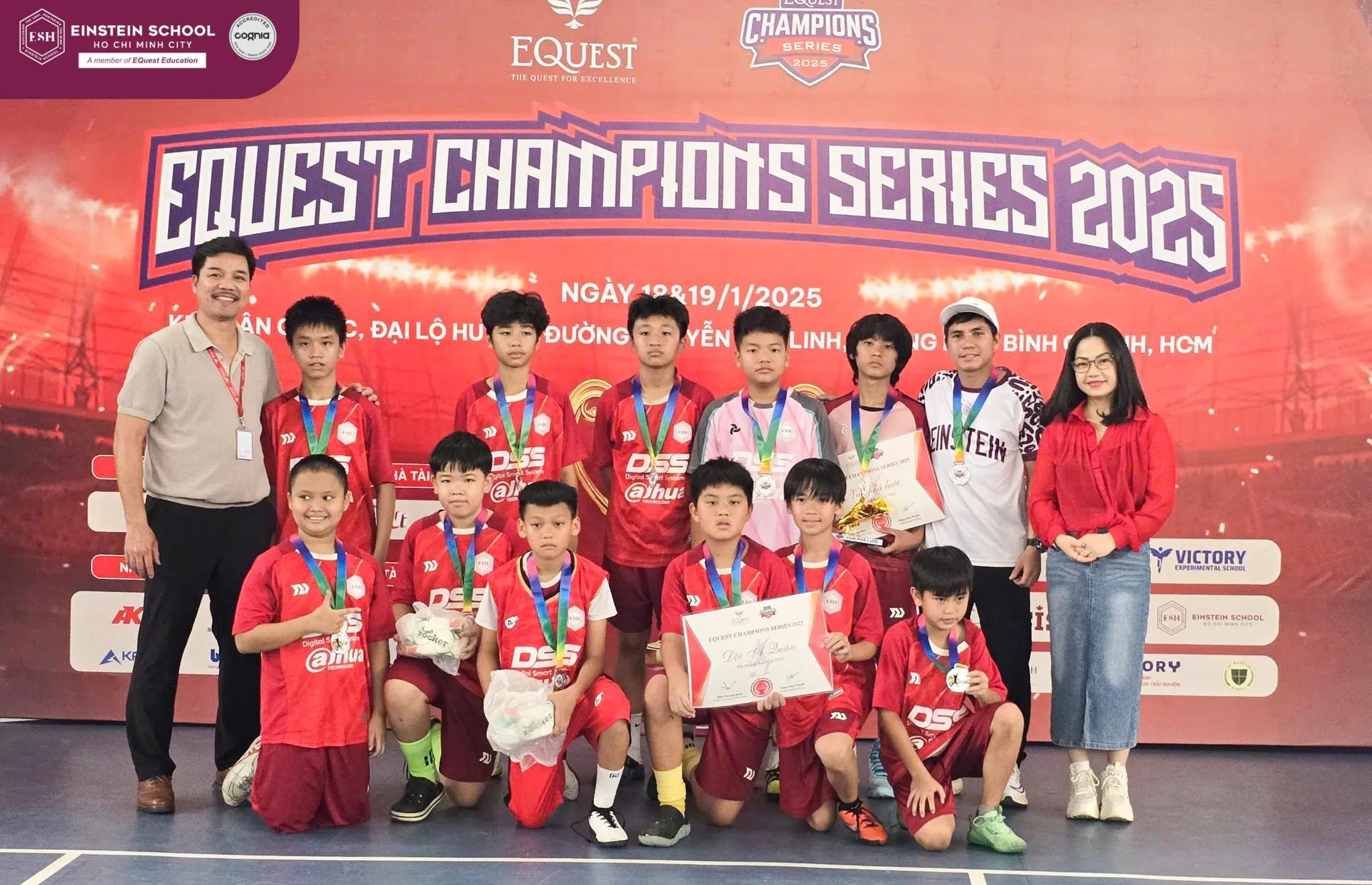 EINSTEINER CHINH PHỤC EQUEST CHAMPIONS SERIES 2025