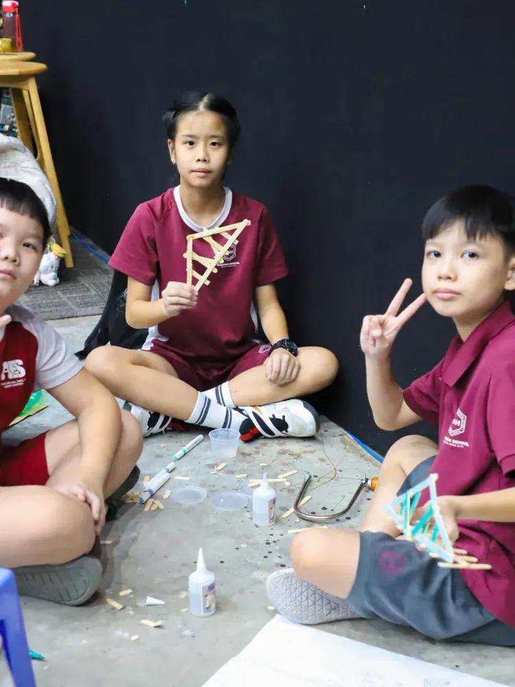 WORKSHOP STEM THỰC TẾ: XÂY CẦU TỪ Ý TƯỞNG ĐẾN KIỂM ĐỊNH