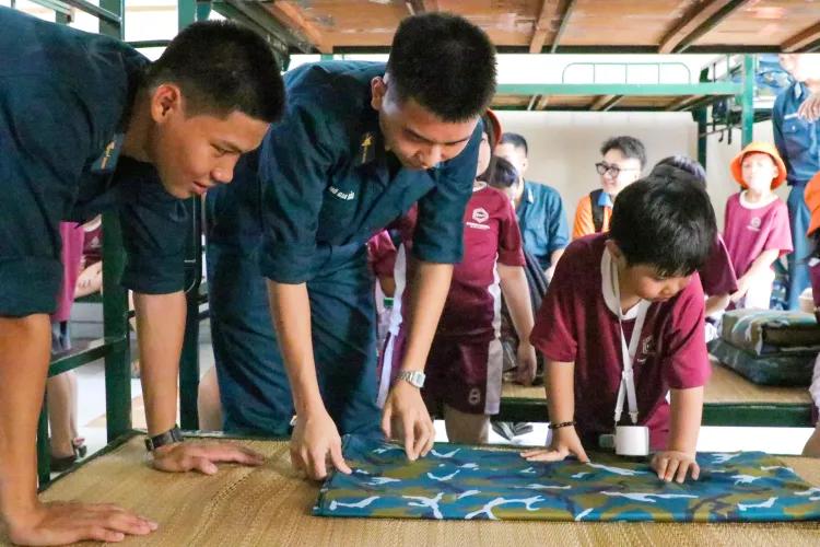 MỘT NGÀY LÀM CHIẾN SĨ CÙNG CÁC EINSTEINERS NHÍ