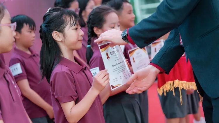 HÀNH TRÌNH ĐONG ĐẦY CẢM XÚC: NHỮNG KHOẢNH KHẮC ĐÁNG NHỚ TẠI LỄ TỔNG KẾT NĂM HỌC 2025 – 2026